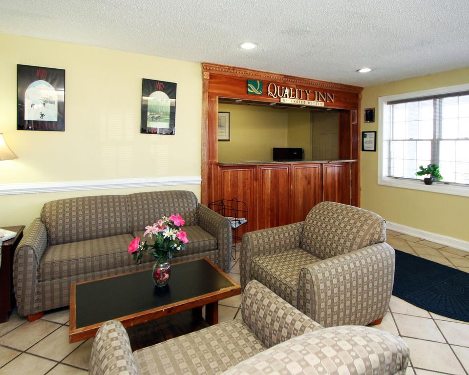 Quality Inn Waynesboro - Skyline Drive Экстерьер фото