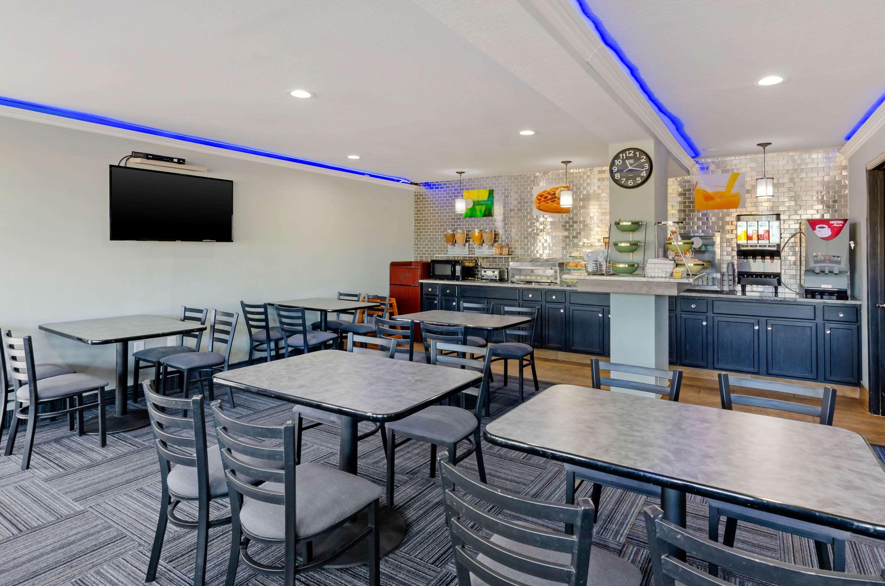 Quality Inn Waynesboro - Skyline Drive Экстерьер фото