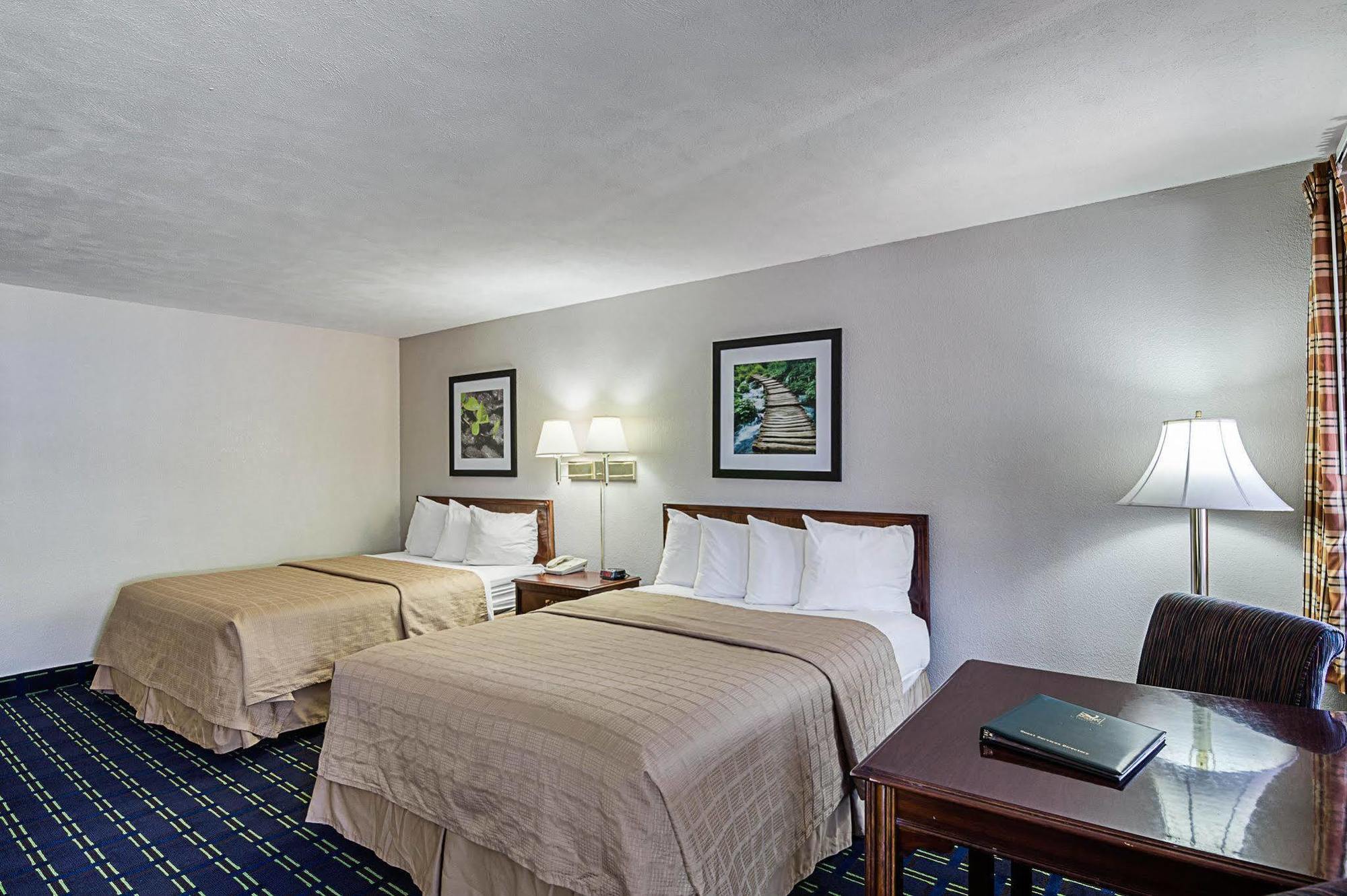 Quality Inn Waynesboro - Skyline Drive Экстерьер фото