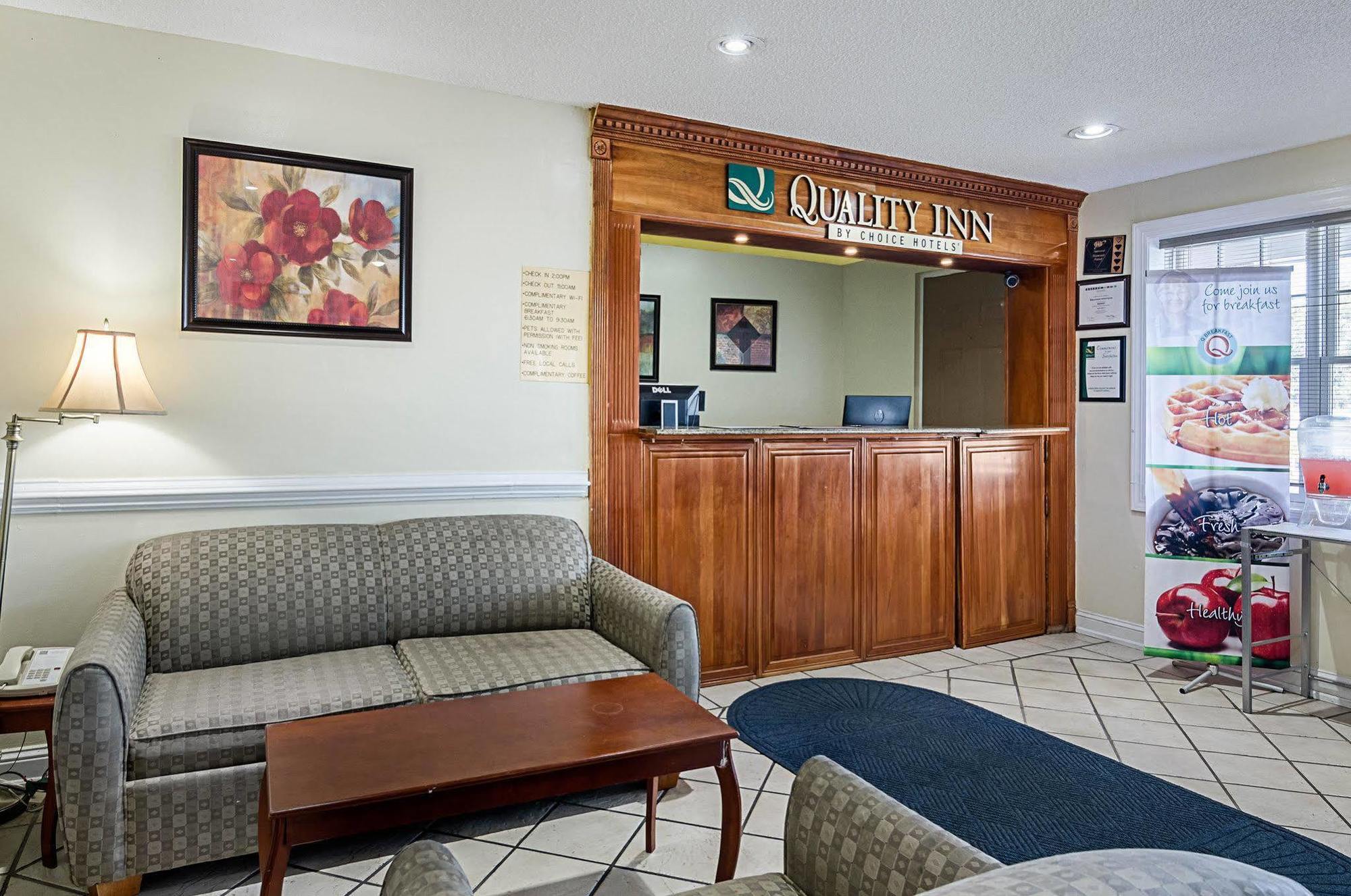 Quality Inn Waynesboro - Skyline Drive Экстерьер фото